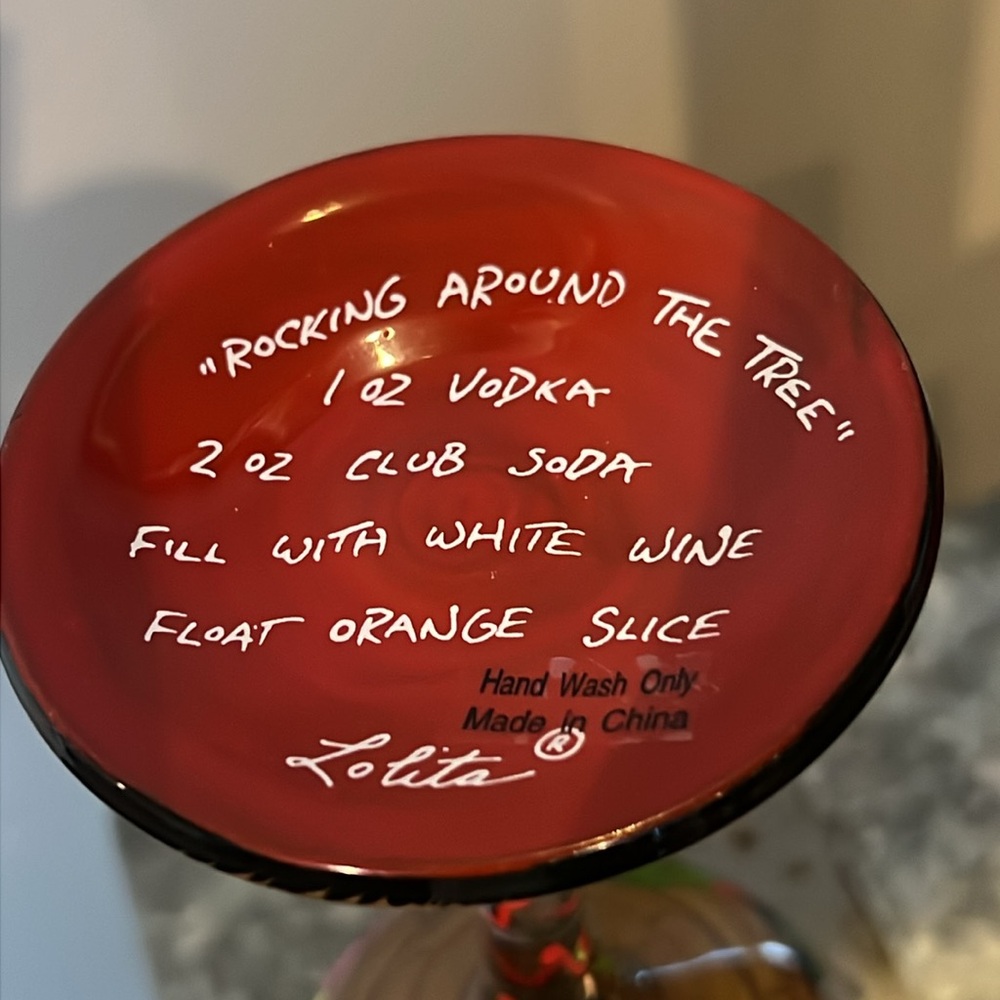 Lolita Rocking Around The Tree Collectible Wine Glass Hand Painted RARE - Picture 7 of 9